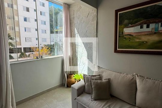 sala de apartamento à venda com 2 quartos, 50m² em Nova Suíça, Belo Horizonte