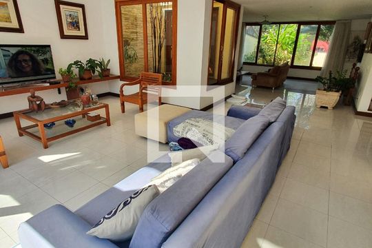 Sala de casa à venda com 5 quartos, 538m² em Recreio dos Bandeirantes, Rio de Janeiro