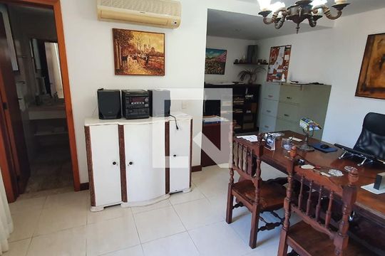 Sala de casa à venda com 5 quartos, 538m² em Recreio dos Bandeirantes, Rio de Janeiro