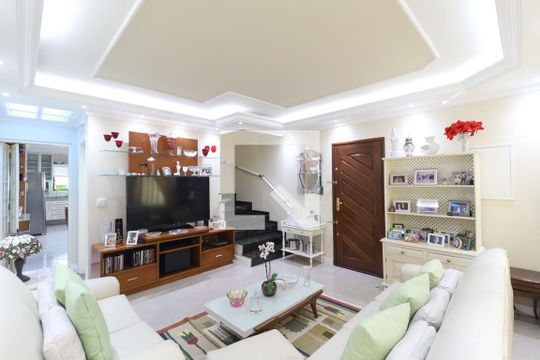 Casa à venda com 3 quartos, 250m² em Vila Maria Alta, São Paulo