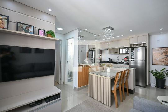 Apartamento à venda com 2 quartos, 42m² em Vila Plana, São Paulo
