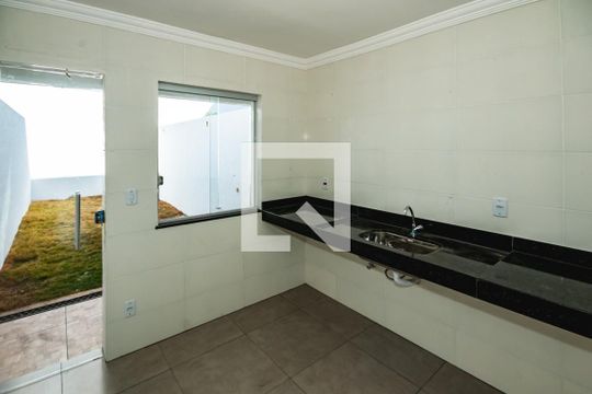 Cozinha de casa à venda com 2 quartos, 87m² em Jardim Leblon, Belo Horizonte