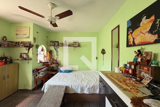 Quarto 1 de casa à venda com 6 quartos, 258m² em Vila Príncipe de Gales, Santo André