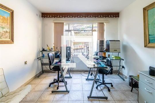 Sala de casa à venda com 4 quartos, 525m² em Vila Mariana, São Paulo