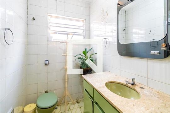 Banheiro de casa à venda com 4 quartos, 525m² em Vila Mariana, São Paulo