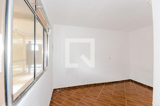 Quarto de casa para alugar com 1 quarto, 30m² em Vila Marilda, Guarulhos