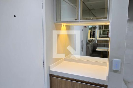 Sala de apartamento para alugar com 2 quartos, 41m² em Tucuruvi, São Paulo