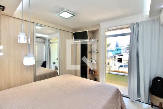Quarto Suíte de casa para alugar com 3 quartos, 240m² em Sapucaias, Contagem