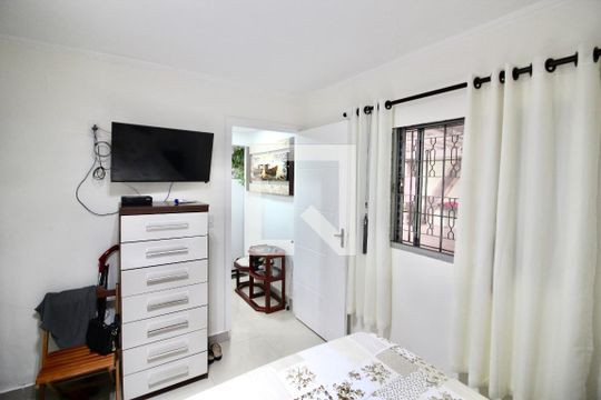 Quarto  de casa à venda com 2 quartos, 146m² em Parque Paineiras, São Paulo