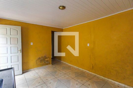 Sala/Cozinha de casa para alugar com 2 quartos, 60m² em São Rafael, São Paulo