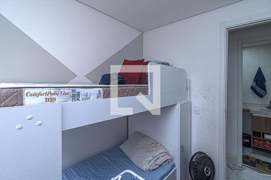 quarto 1_3 de apartamento para alugar com 2 quartos, 45m² em Sacomã, São Paulo