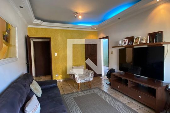 Sala de casa à venda com 4 quartos, 250m² em Vila Osasco, Osasco