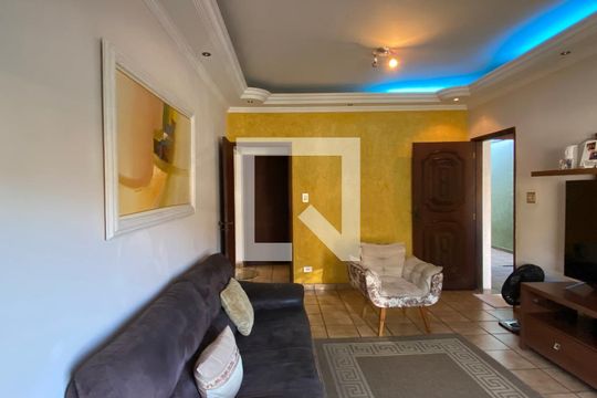 Sala de casa à venda com 4 quartos, 250m² em Vila Osasco, Osasco