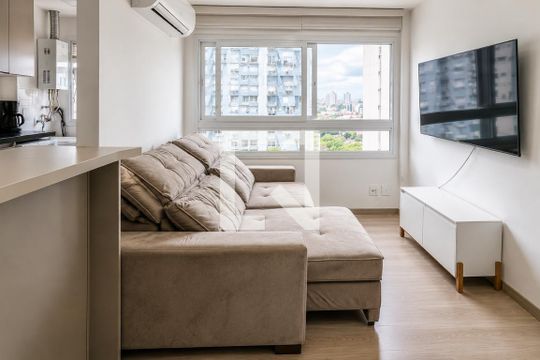 Sala de apartamento à venda com 3 quartos, 67m² em São Sebastião, Porto Alegre