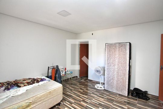 Quarto Suíte de casa à venda com 3 quartos, 130m² em Santa Helena, Contagem