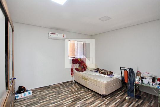 Quarto Suíte de casa à venda com 3 quartos, 130m² em Santa Helena, Contagem