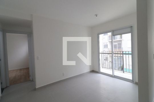 Sala de apartamento à venda com 2 quartos, 40m² em Jurubatuba, São Paulo