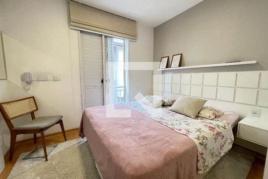 Quarto 1 de casa de condomínio à venda com 3 quartos, 110m² em Vila Gomes, São Paulo