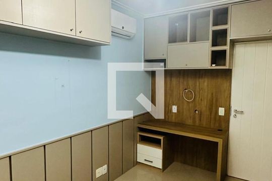 Quarto de apartamento à venda com 3 quartos, 141m² em Maria Paula, Niterói