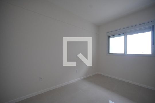 Suíte de apartamento para alugar com 2 quartos, 74m² em Barreiros, São José