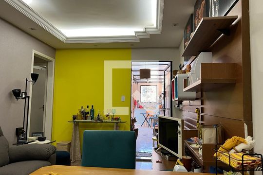 Sala de apartamento para alugar com 2 quartos, 300m² em Jardim Glória, Juiz de Fora