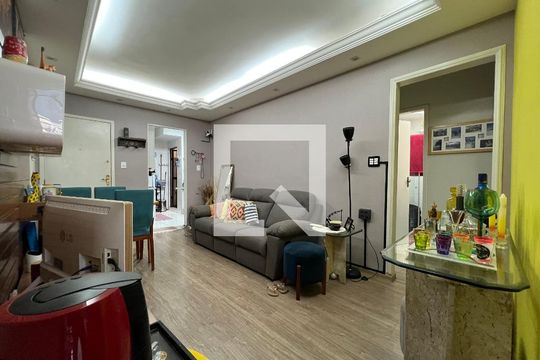 Sala de apartamento para alugar com 2 quartos, 300m² em Jardim Glória, Juiz de Fora
