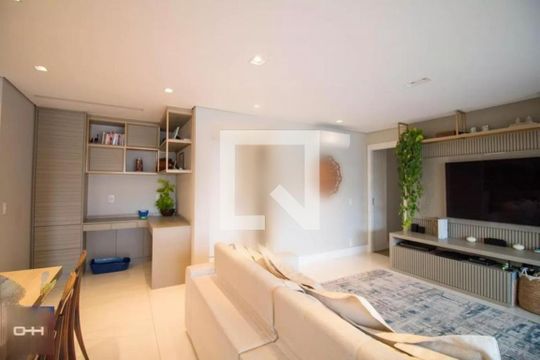 Apartamento à venda com 3 quartos, 137m² em Chácara Santo Antônio, São Paulo
