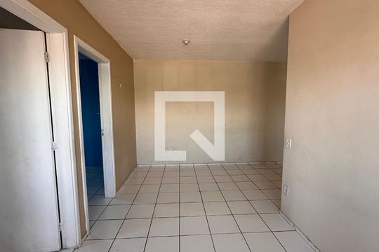 Sala de apartamento para alugar com 2 quartos, 55m² em Jardim Vergueiro, São Paulo