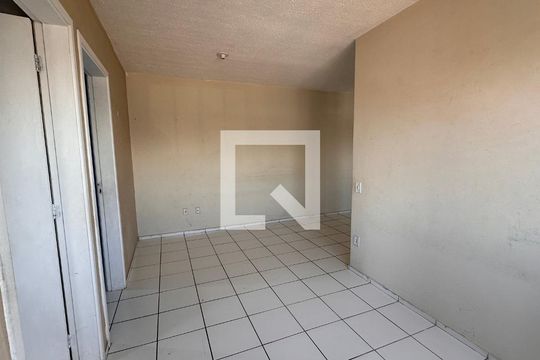 Sala de apartamento para alugar com 2 quartos, 55m² em Jardim Vergueiro, São Paulo