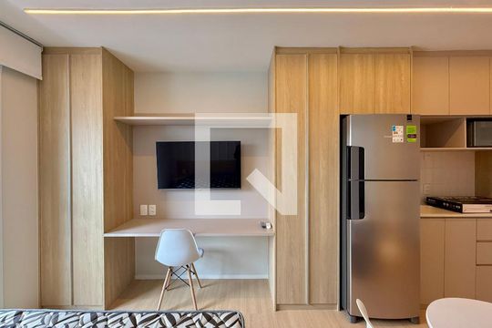 Quarto  de kitnet/studio para alugar com 1 quarto, 27m² em Brooklyn, São Paulo