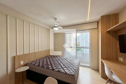 Quarto  de kitnet/studio para alugar com 1 quarto, 27m² em Brooklyn, São Paulo