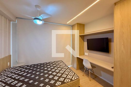 Quarto  de kitnet/studio para alugar com 1 quarto, 27m² em Brooklyn, São Paulo