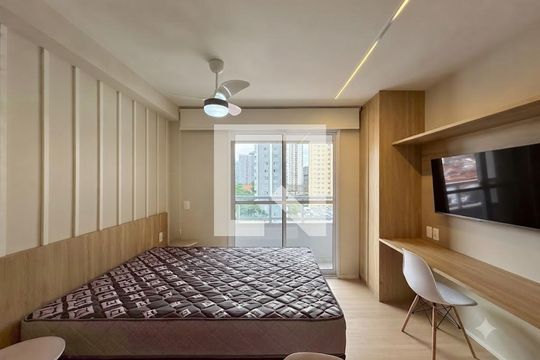 Quarto  de kitnet/studio para alugar com 1 quarto, 27m² em Brooklyn, São Paulo