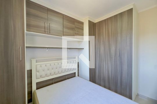 Quarto 1 de apartamento para alugar com 2 quartos, 45m² em Jardim Las Vegas, Guarulhos