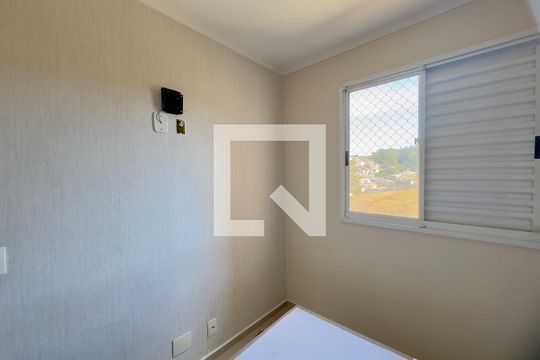Quarto 1 de apartamento para alugar com 2 quartos, 45m² em Jardim Las Vegas, Guarulhos