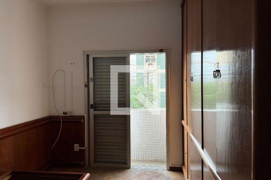 Quarto de apartamento para alugar com 2 quartos, 83m² em José Menino, Santos