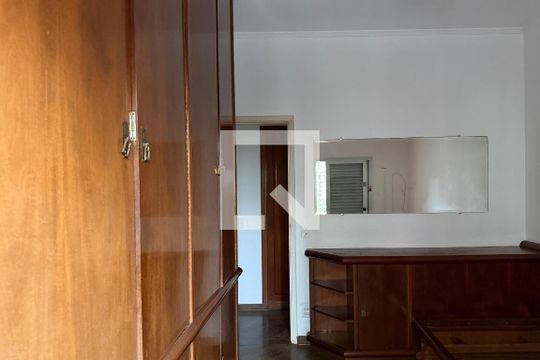 Quarto de apartamento para alugar com 2 quartos, 83m² em José Menino, Santos