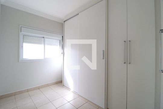 Quarto 1 de apartamento para alugar com 2 quartos, 59m² em Centro, Uberlândia
