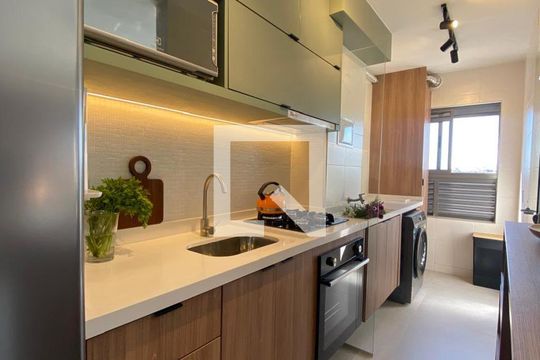 Cozinha de apartamento para alugar com 1 quarto, 46m² em Jardim Marajoara, São Paulo