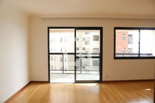 Sala de apartamento para alugar com 3 quartos, 126m² em Alto da Lapa, São Paulo