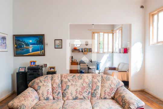Sala de casa à venda com 7 quartos, 350m² em Tijuca, Rio de Janeiro