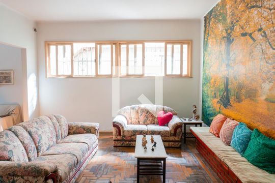 Sala de casa à venda com 7 quartos, 350m² em Tijuca, Rio de Janeiro