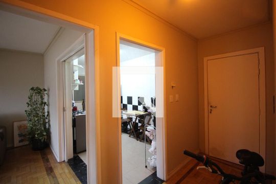 Apartamento à venda com 3 quartos, 95m² em Moinhos de Vento, Porto Alegre