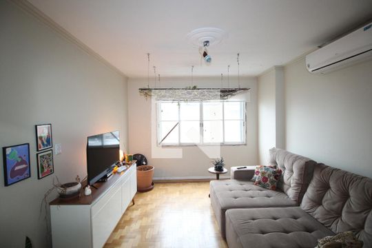 Apartamento à venda com 3 quartos, 95m² em Moinhos de Vento, Porto Alegre