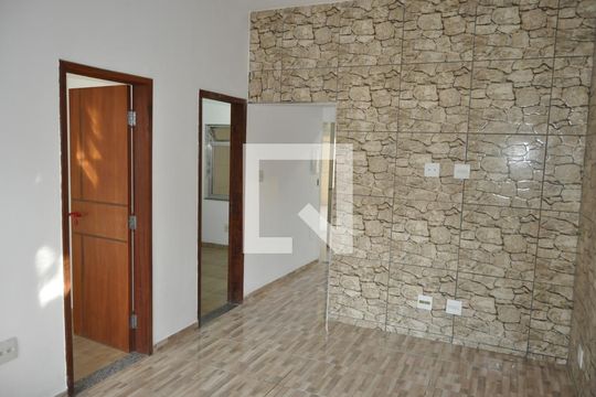 Casa para alugar com 2 quartos, 60m² em Encantado, Rio de Janeiro
