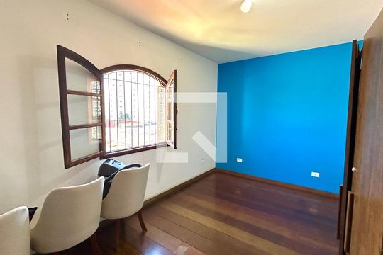 Quarto 2 de casa para alugar com 3 quartos, 183m² em Jardim Santa Cecilia, Guarulhos