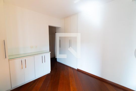 Suite 1 de apartamento para alugar com 4 quartos, 155m² em Vila Mascote, São Paulo