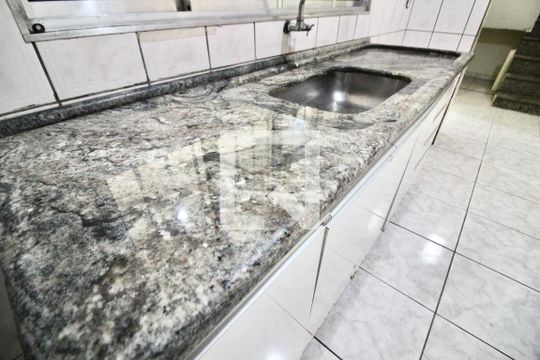 Cozinha de casa à venda com 4 quartos, 230m² em Cangaiba, São Paulo
