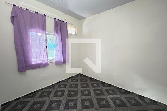 Quarto 1 de casa para alugar com 2 quartos, 70m² em Quintino Bocaiúva, Rio de Janeiro