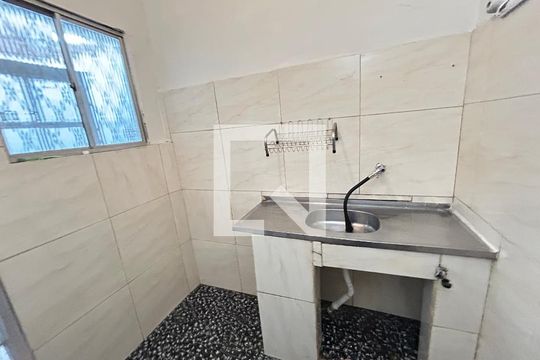 Cozinha de casa para alugar com 2 quartos, 70m² em Quintino Bocaiúva, Rio de Janeiro